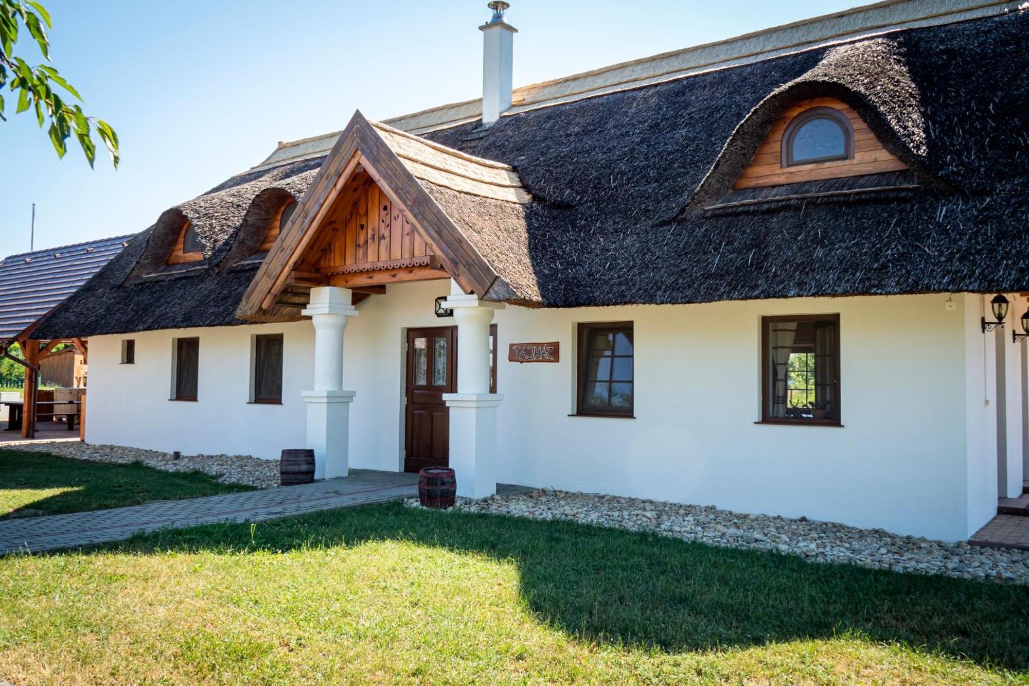 Csodaszarvas Vendeghazak Rabahidveg Екстер'єр фото